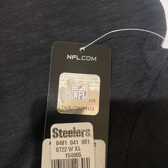 Vintage NFL PITTSBURGH STEELERS TEE V-Neck Short Sleeve 47 Brand XL Black NWT - Picture 3 of 11